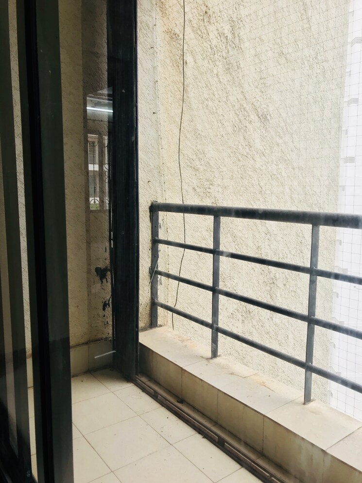 Balcony, romell-empress 2 Bedroom 610 Sq.Ft. Apartment In Ic Colony Mumbai 7740668