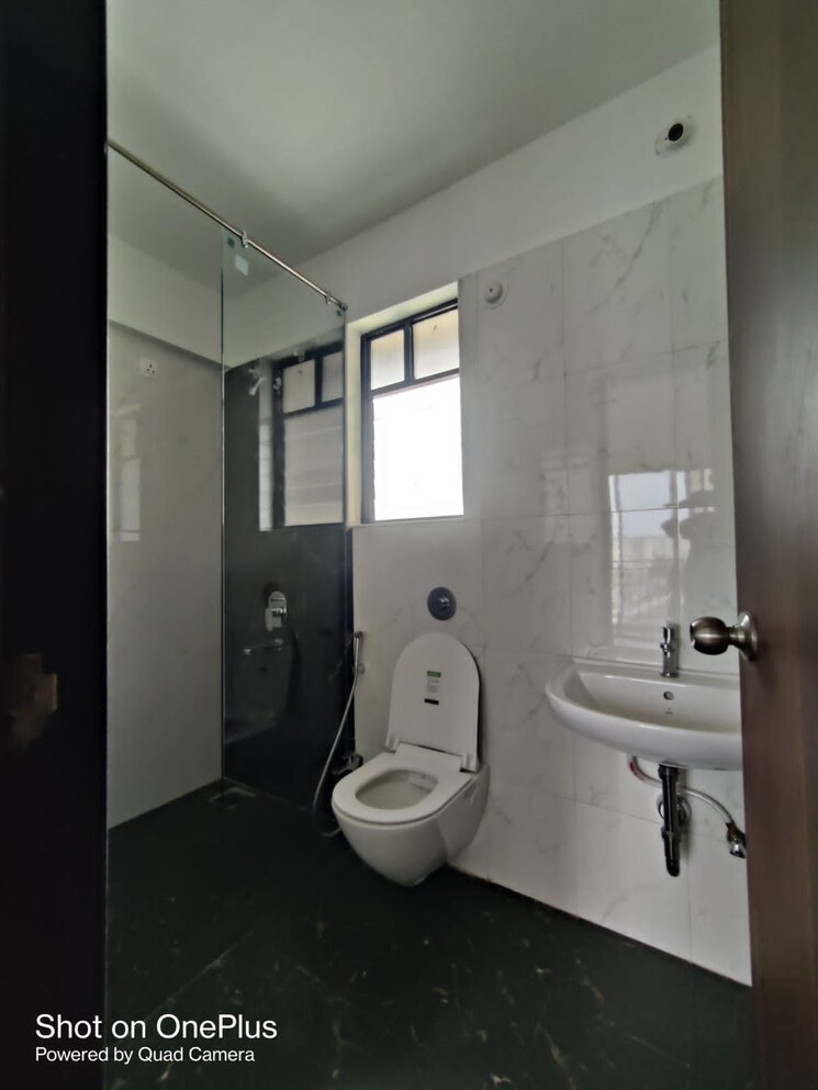 Bathroom, mantra-montana-phase-6 3 Bedroom 980 Sq.Ft. Apartment In Dhanori Pune 7740671