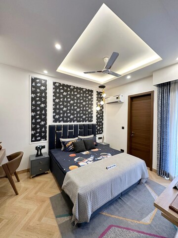 Master Bedroom in 3 BHK Builder Floor at CHD Avenue 71, Sector 71 – for Sale