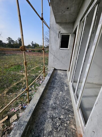 Balcony in 3 BHK Builder Floor at Dera Mandi – for Sale