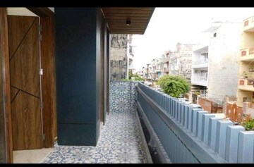 रेसिडेंशियल बिल्डर फ्लोर वर्ग फुट फॉर रेंट इन इंदिरापुरम ग़ाज़ियाबाद  7741139