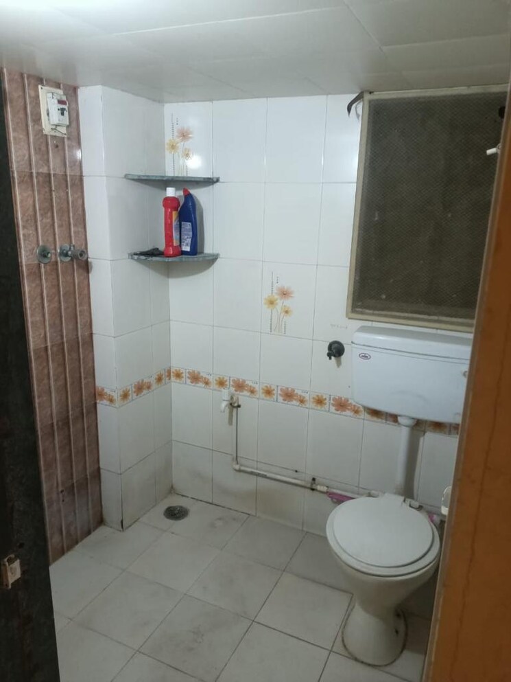 Bathroom, shivam-heights-kalyan-east 2 Bedroom 765 Sq.Ft. Apartment In Kalyan East Thane 7741212