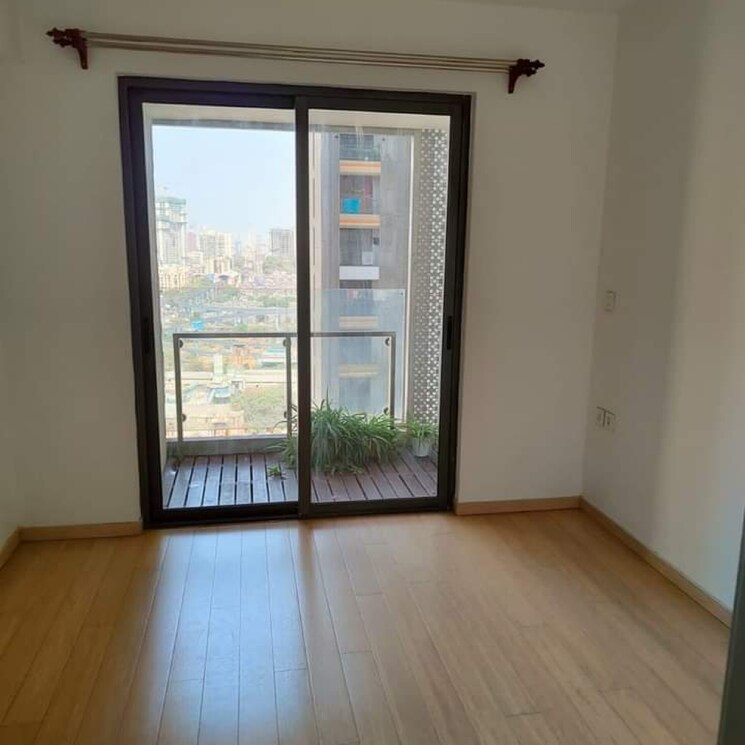 Room, lodha-new-cuffe-parade 1 Bedroom 511 Sq.Ft. Apartment In Wadala Mumbai 7741302