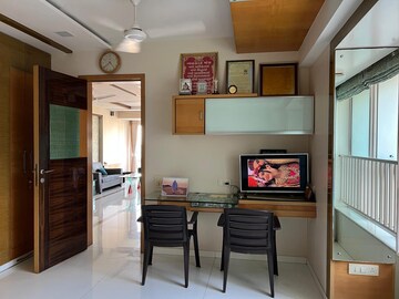 2 BHK Apartment For Rent in HDIL Dheeraj Jamuna Malad West Mumbai  7741393