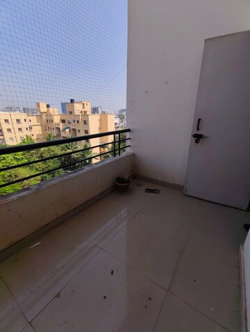 Balcony in 1 BHK Apartment at Kharadi – for Rent