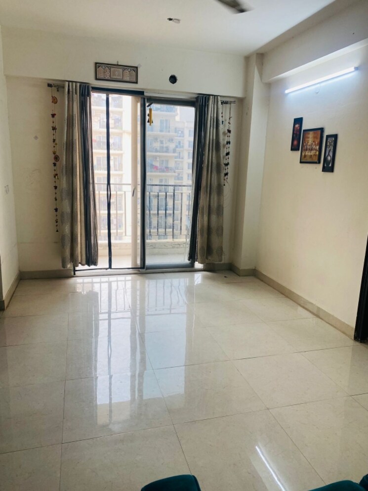 Room, signature-the-serenas 2 Bedroom 724 Sq.Ft. Apartment In Sohna Sector 36 Gurgaon 7741660