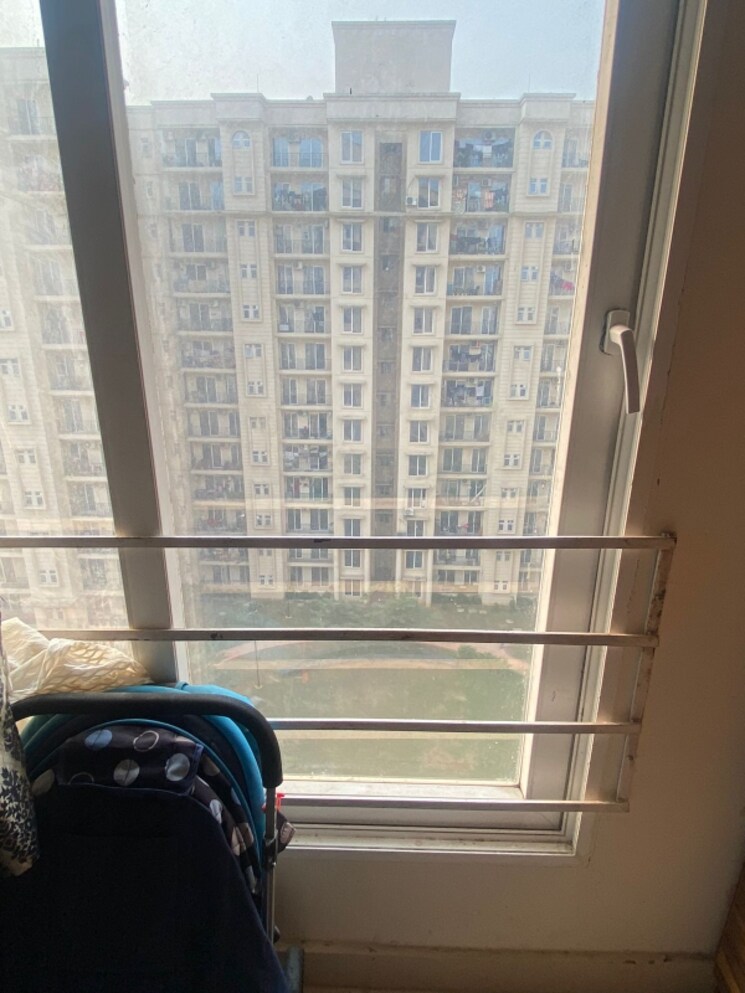  Parking, signature-the-serenas 2 Bedroom 724 Sq.Ft. Apartment In Sohna Sector 36 Gurgaon 7741660