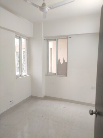 Room in 2 BHK Apartment at Signature The Serenas, Sohna Sector 36 – for Rent