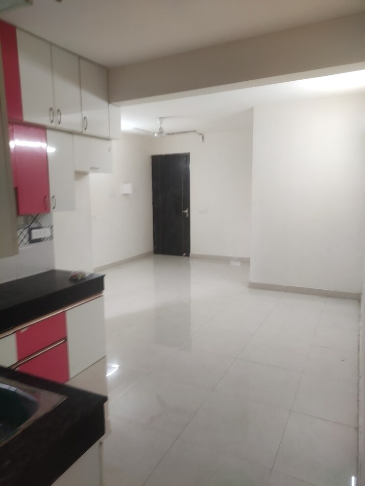 Kitchen, signature-the-serenas 2 Bedroom 724 Sq.Ft. Apartment In Sohna Sector 36 Gurgaon 7741751