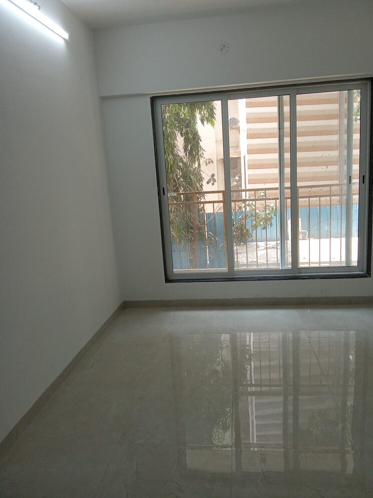 Living Room, charkop-mangal-murti-chs 2 Bedroom 600 Sq.Ft. Apartment In Kandivali West Mumbai 7742068