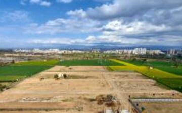 Plot For Sale in Banur