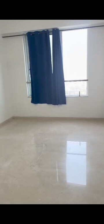 Room in 3 BHK Apartment at Marathon Monte South, Byculla West – for Rent