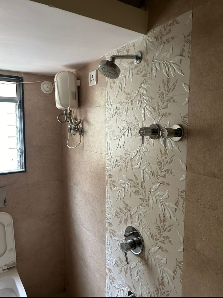 Bathroom, nav-dadar-chs 1 Bedroom 400 Sq.Ft. Apartment In Dadar West Mumbai 7742333