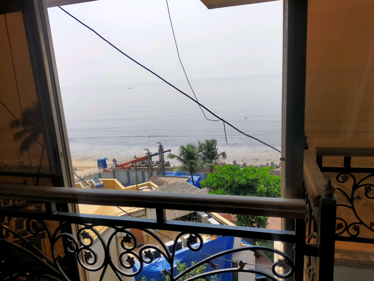 2 BHK Apartment For Rent in Beach Apartment Versova Mumbai  7742415