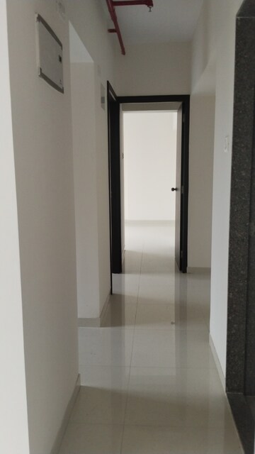 Furnished Amenities in 1 BHK Apartment at Metropolis Aquaris Phase 1, Kasarvadavali – for Sale