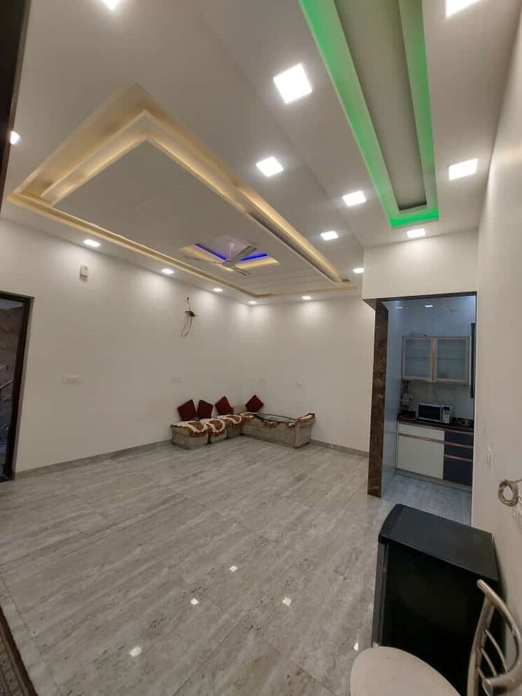 Master Bedroom, windsor-tower 4 Bedroom 4300 Sq.Ft. Apartment In Andheri West Mumbai 7742561