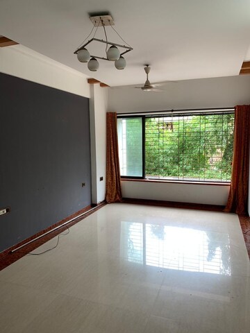 2 BHK Apartment For Rent in Seven Bungalow Andheri West Mumbai  7742619