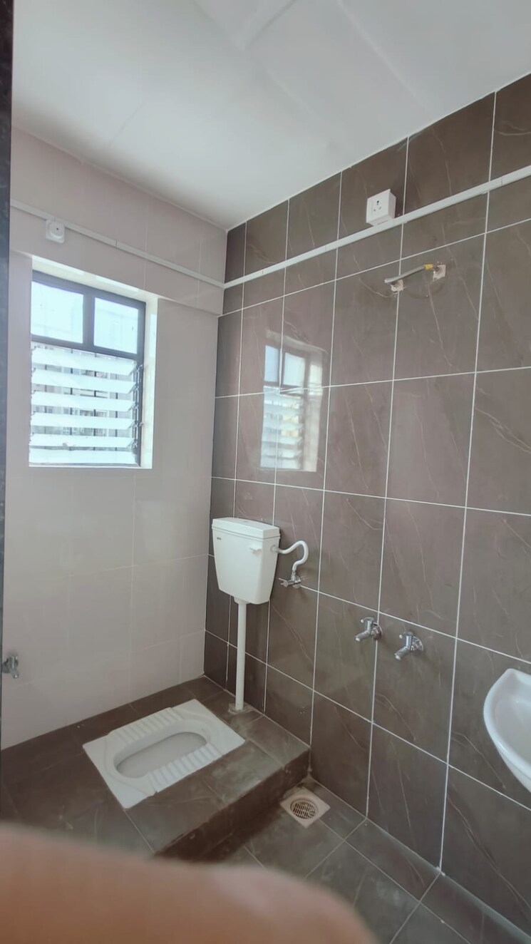 Bathroom, shivam-19-grand-west 1 Bedroom 750 Sq.Ft. Apartment In Thergaon Pune 7742633