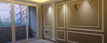 Building Lobby in 3 BHK Builder Floor at Sector 49 – for Sale