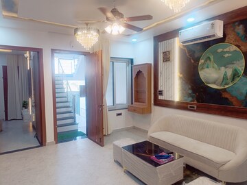 Bedroom in 4 BHK Villa at Kalwar Road – for Sale