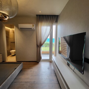 Room in 3 BHK Apartment at Patiala Road – for Sale