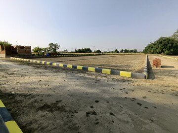Plot Area in  Plot at Kisan Path – for Sale