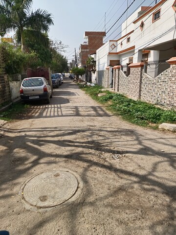 Parking in 4 BHK Independent House at Jankipuram – for Sale