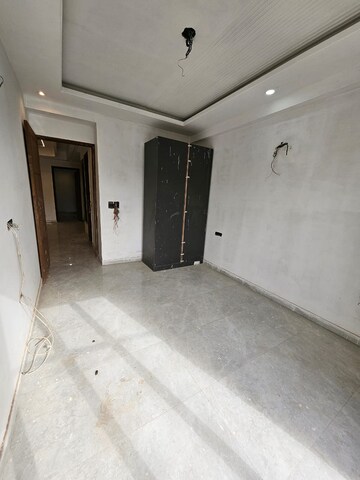 Room in 3 BHK Builder Floor at Chattarpur – for Sale