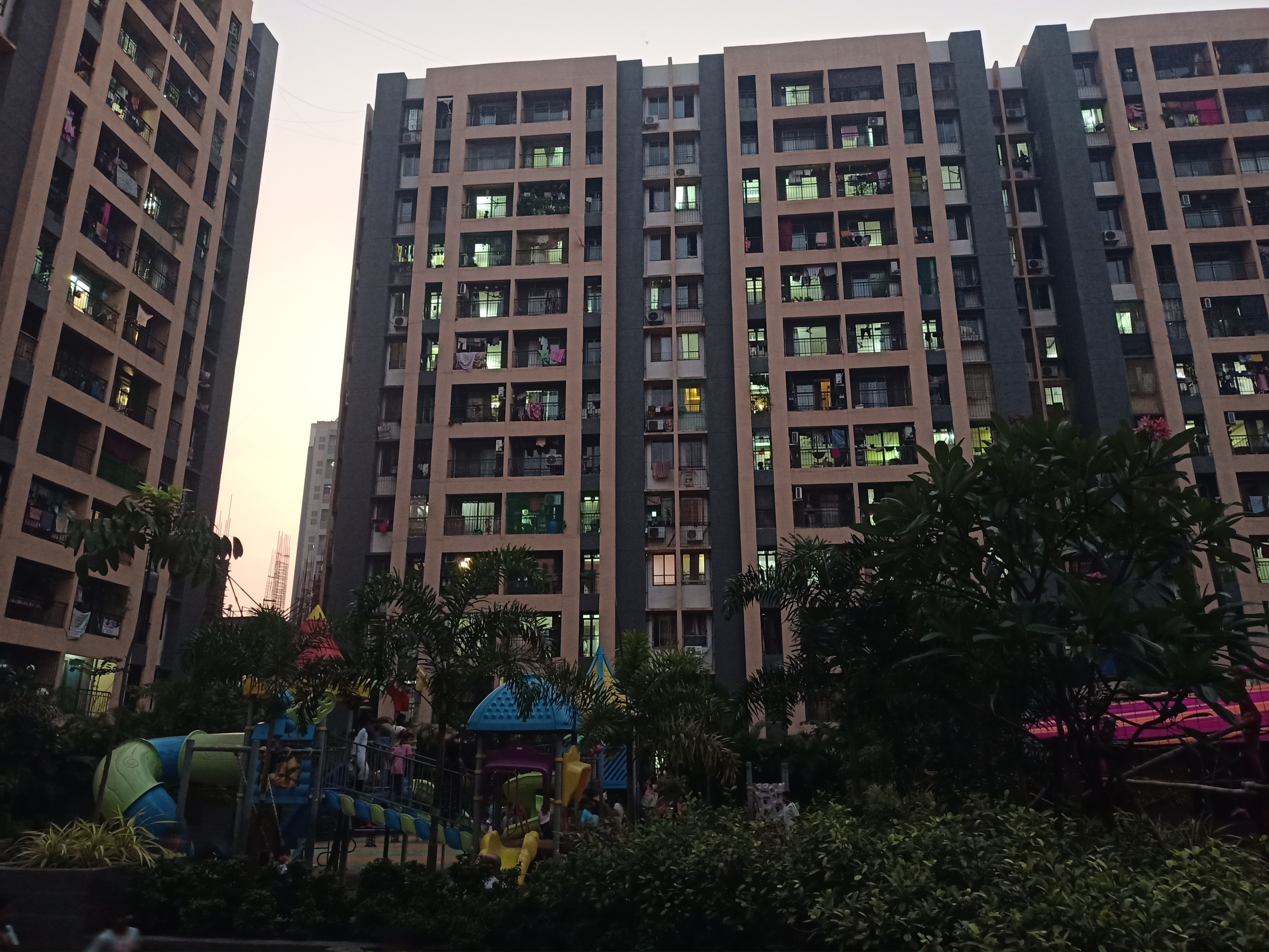 2 BHK Apartment For Sale in Avenue Global City