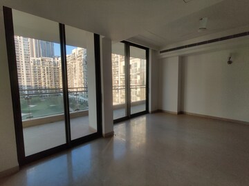 Room in 3 BHK Apartment at M3M Golf Estate, Sector 65 – for Sale