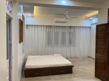 Bedroom in 2 BHK Apartment at Marine Lines – for Sale