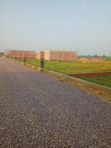 Plot Area in  Plot at Gosainganj – for Sale