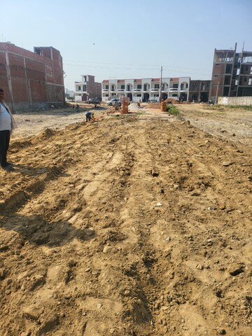 Plot For Resale in Sangram Colony Satna  7743125