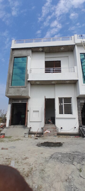 Kitchen in 2.5 BHK Independent House at Sardhana Road – for Sale