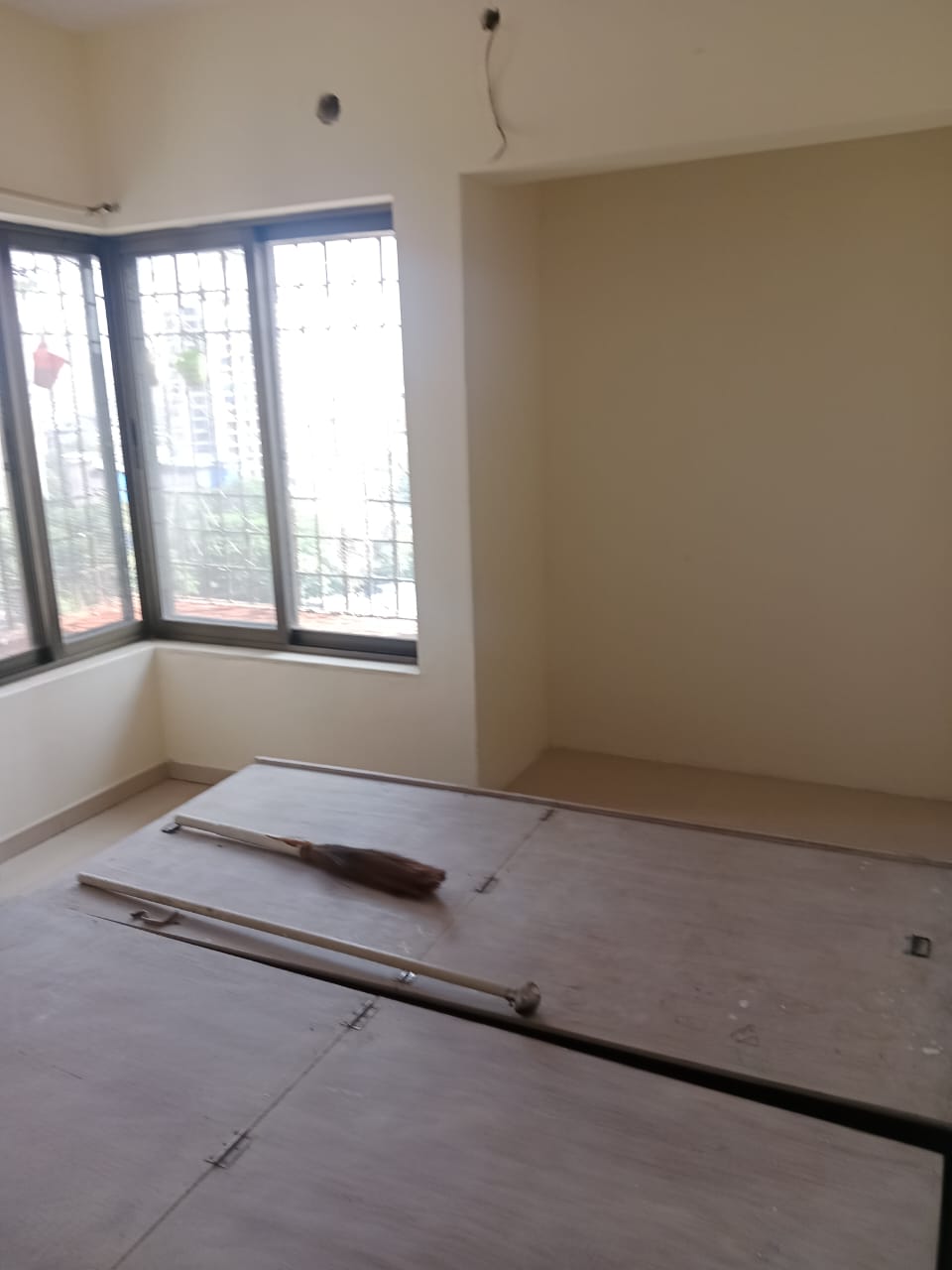 1.5 BHK Apartment For Resale in Dosti Vihar Samata Nagar Thane  7743364