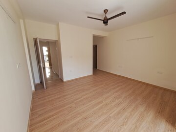 Room in 3.5 BHK Builder Floor at Vatika Aspiration, Sector 88b – for Sale
