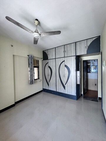 Room in 1 BHK Apartment at Suvidha Jewel, Mulund East – for Sale