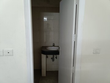 Bathroom in 5 BHK Villa at BPTP Park Elite Premium, Sector 84 – for Sale