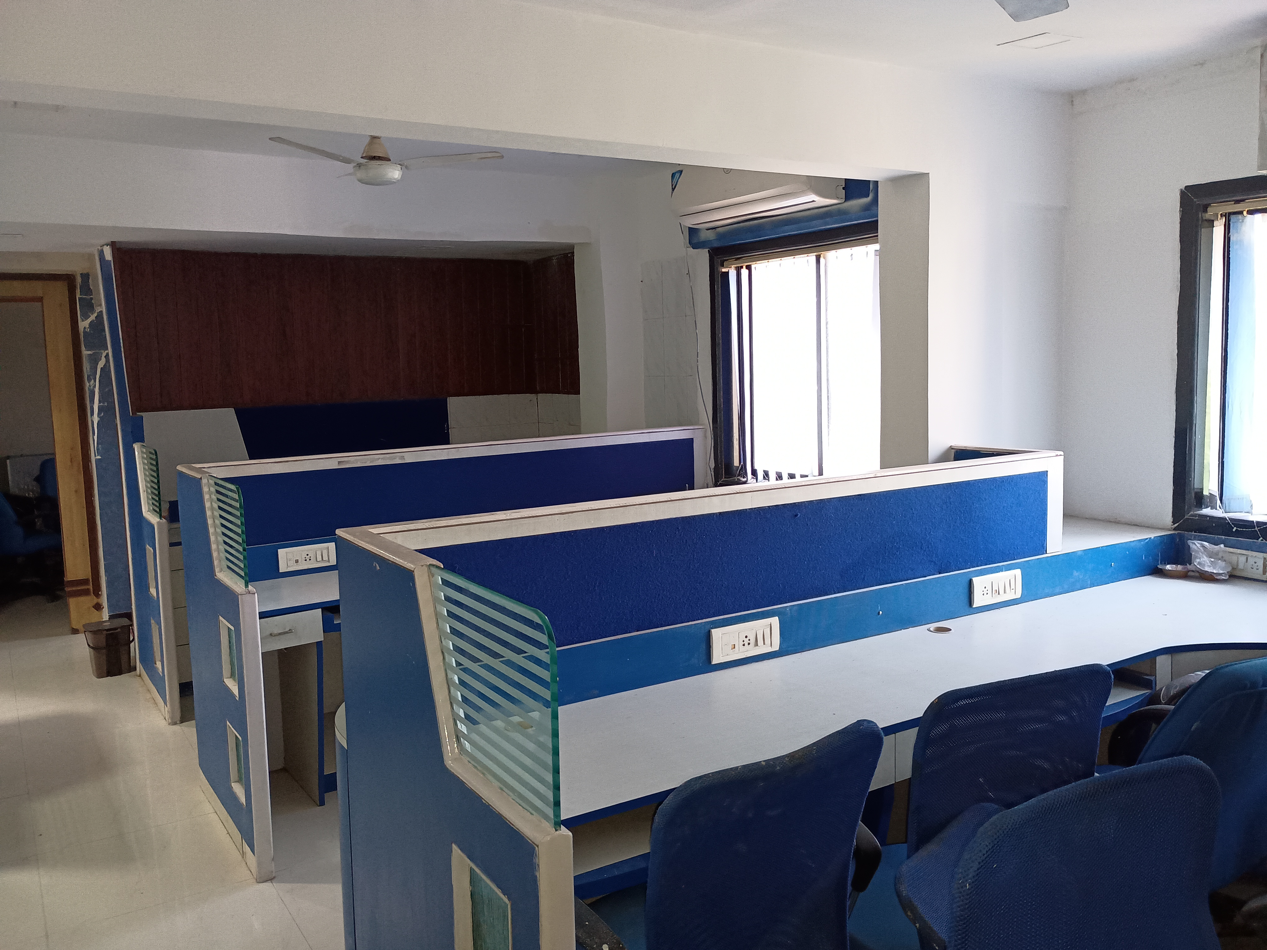 Commercial Office Space 325 Sq.Ft. For Resale in Vile Parle East Mumbai  7743988