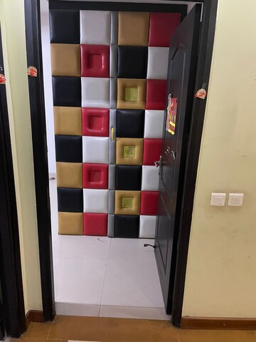 Building Lobby in 3 BHK Apartment at Umang Summer Palms, Sector 86 – for Sale