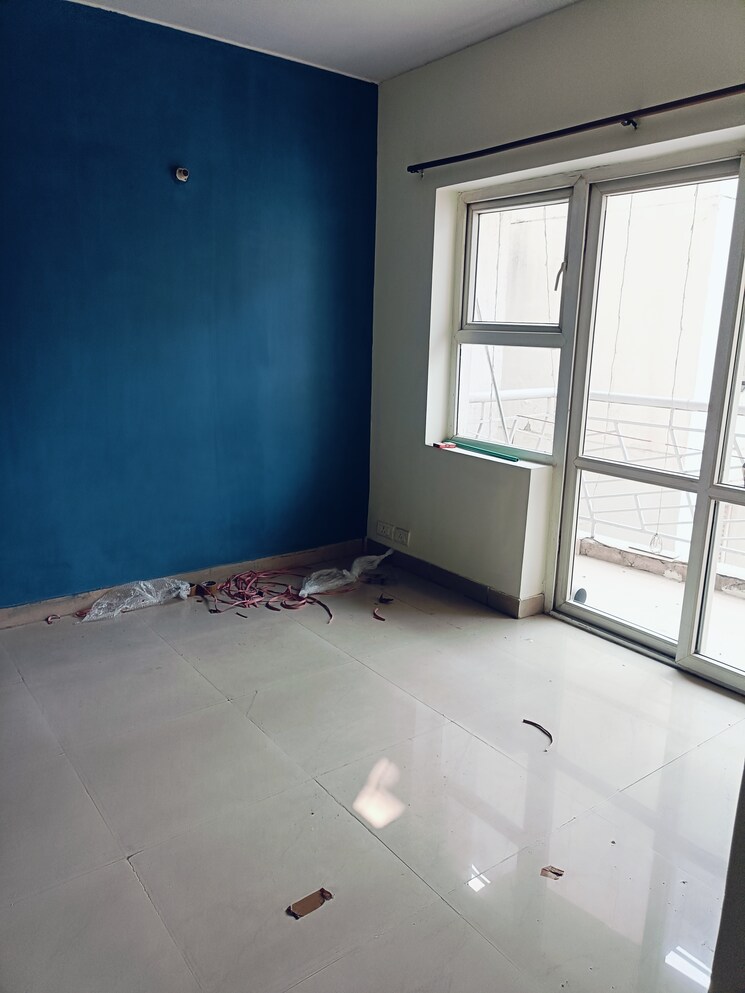 Room, omaxe-heights 2.5 Bedroom 954 Sq.Ft. Apartment In Sector 86 Faridabad 7744043