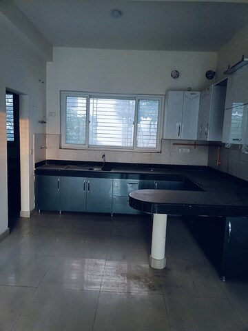 Kitchen in 2.5 BHK Apartment at Omaxe Heights, Sector 86 – for Sale