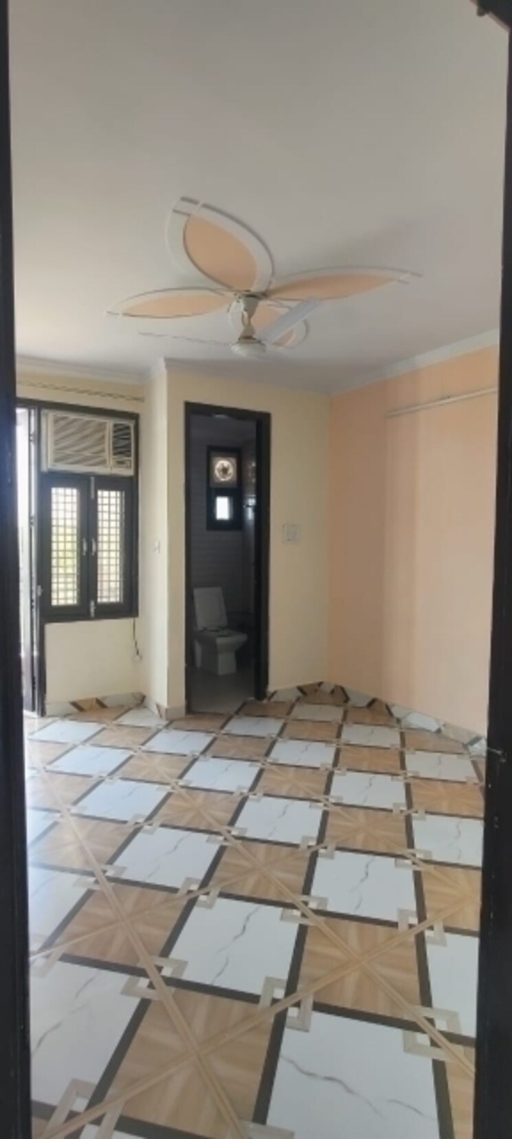 Room, dwarka 2 Bedroom 650 Sq.Ft. Builder Floor In Dwarka Delhi 7744247