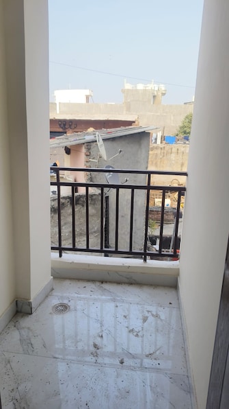 1 BHK Builder Floor For Resale in Paryavaran Complex Delhi  7744276