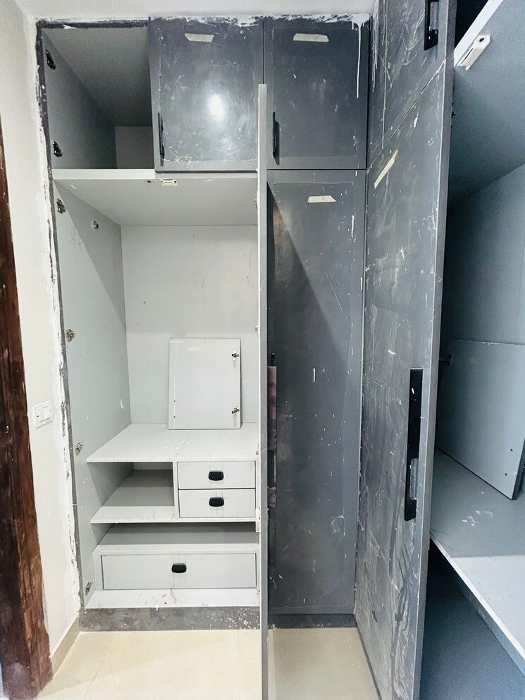 Bathroom, universal-garden-ii 3 Bedroom 1105 Sq.Ft. Apartment In Jogeshwari West Mumbai 7744415