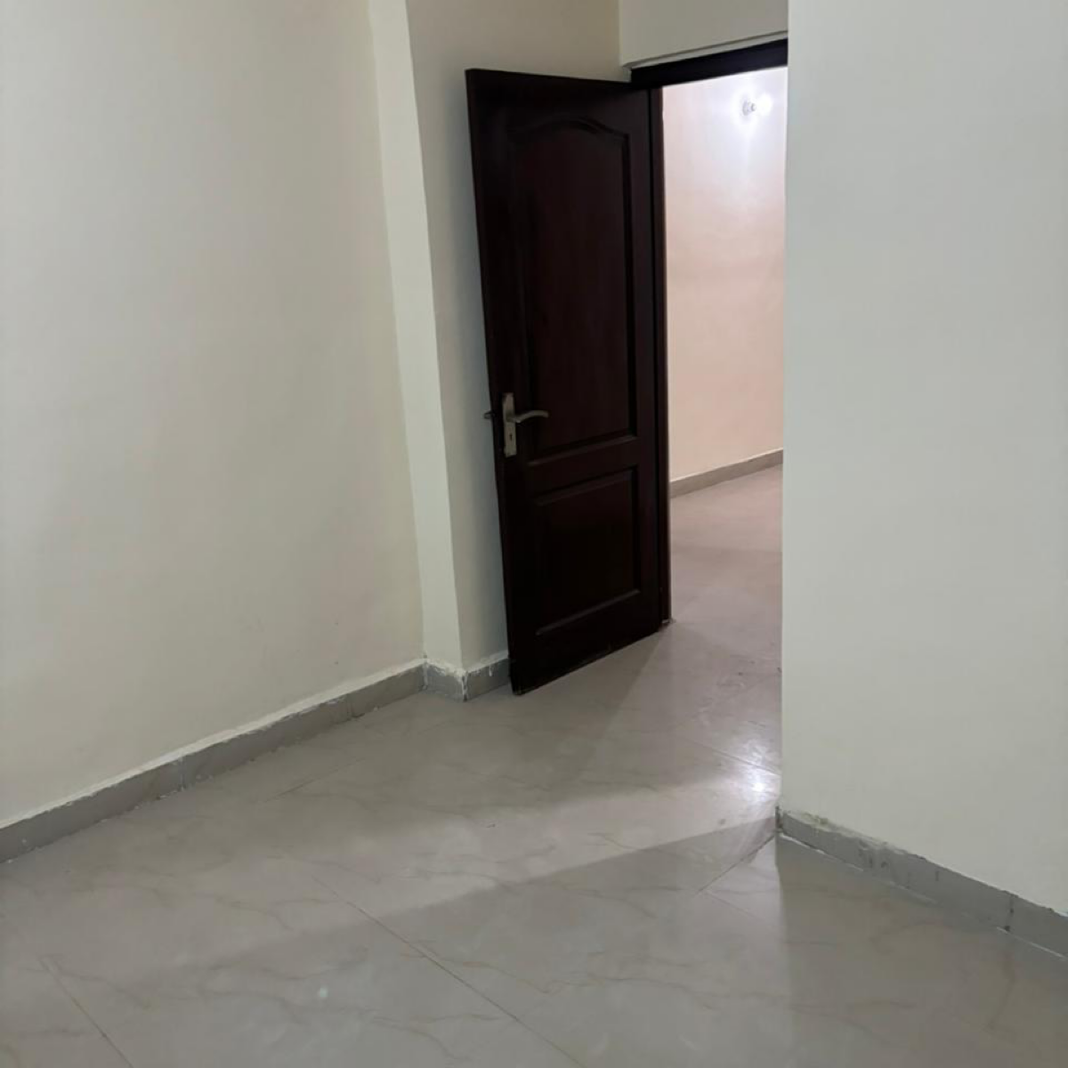 3.5 BHK + Servant Room Apartment For Sale in Sikka Karmic Greens