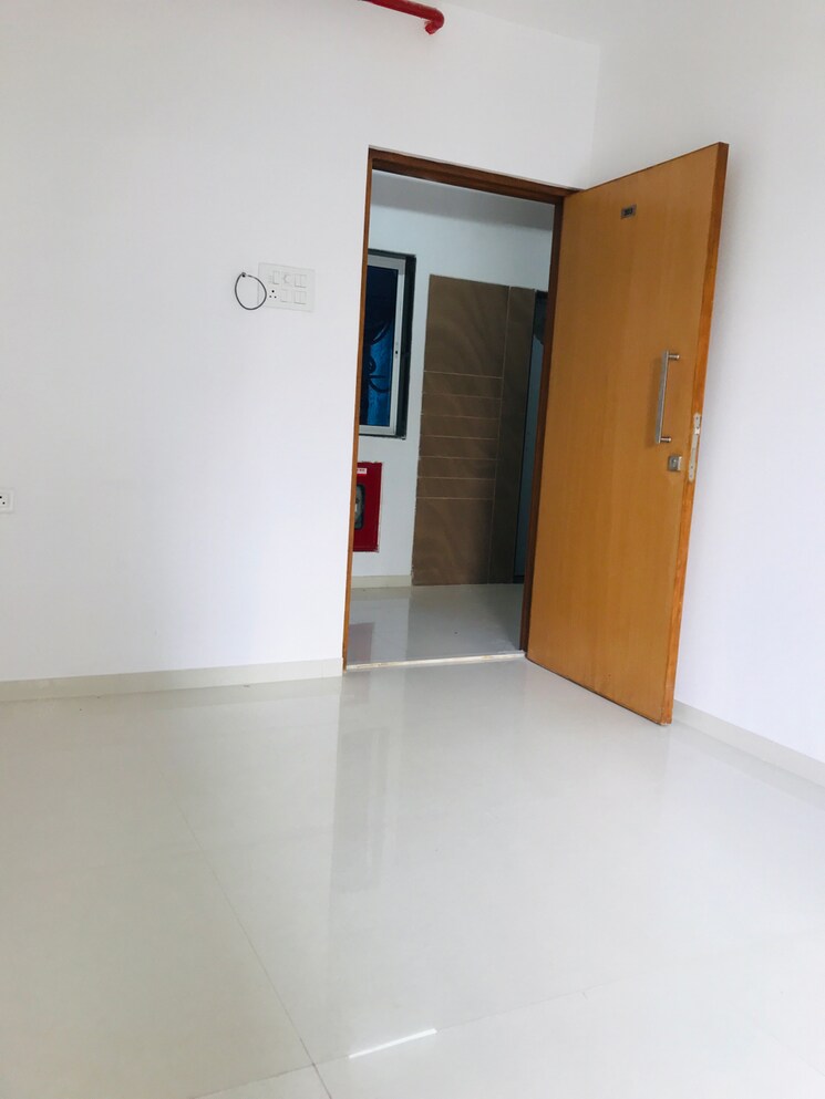 Living Room, romell-serene 1 Bedroom 406 Sq.Ft. Apartment In Ic Colony Mumbai 7744841