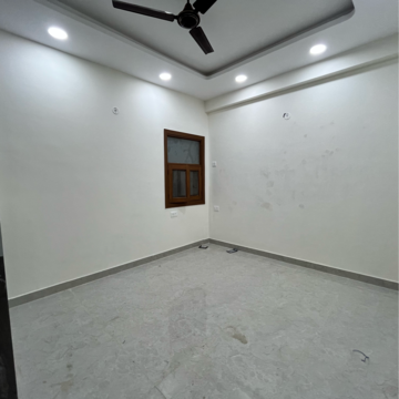 Room in 3 BHK Builder Floor at Sector 49 – for Sale