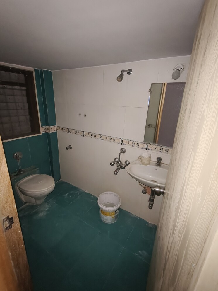 Bathroom, harmony-horizons 2 Bedroom 985 Sq.Ft. Apartment In Ghodbunder Road Thane 7745360