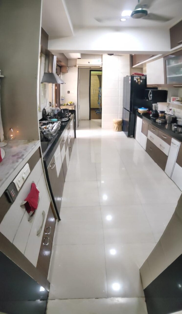 Kitchen, lodha-luxuria 4 Bedroom 1650 Sq.Ft. Apartment In Majiwada Thane 7745379